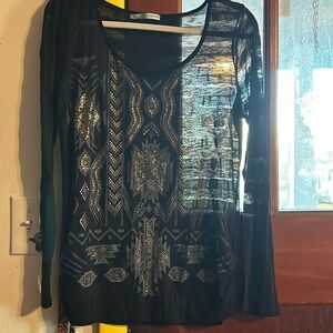Long sleeve shirt